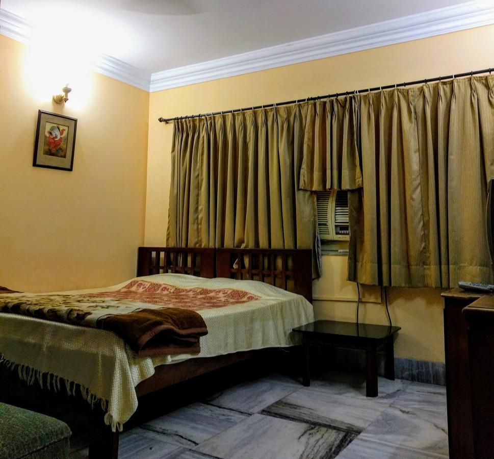 Ashray Guesthouse コルカタ エクステリア 写真