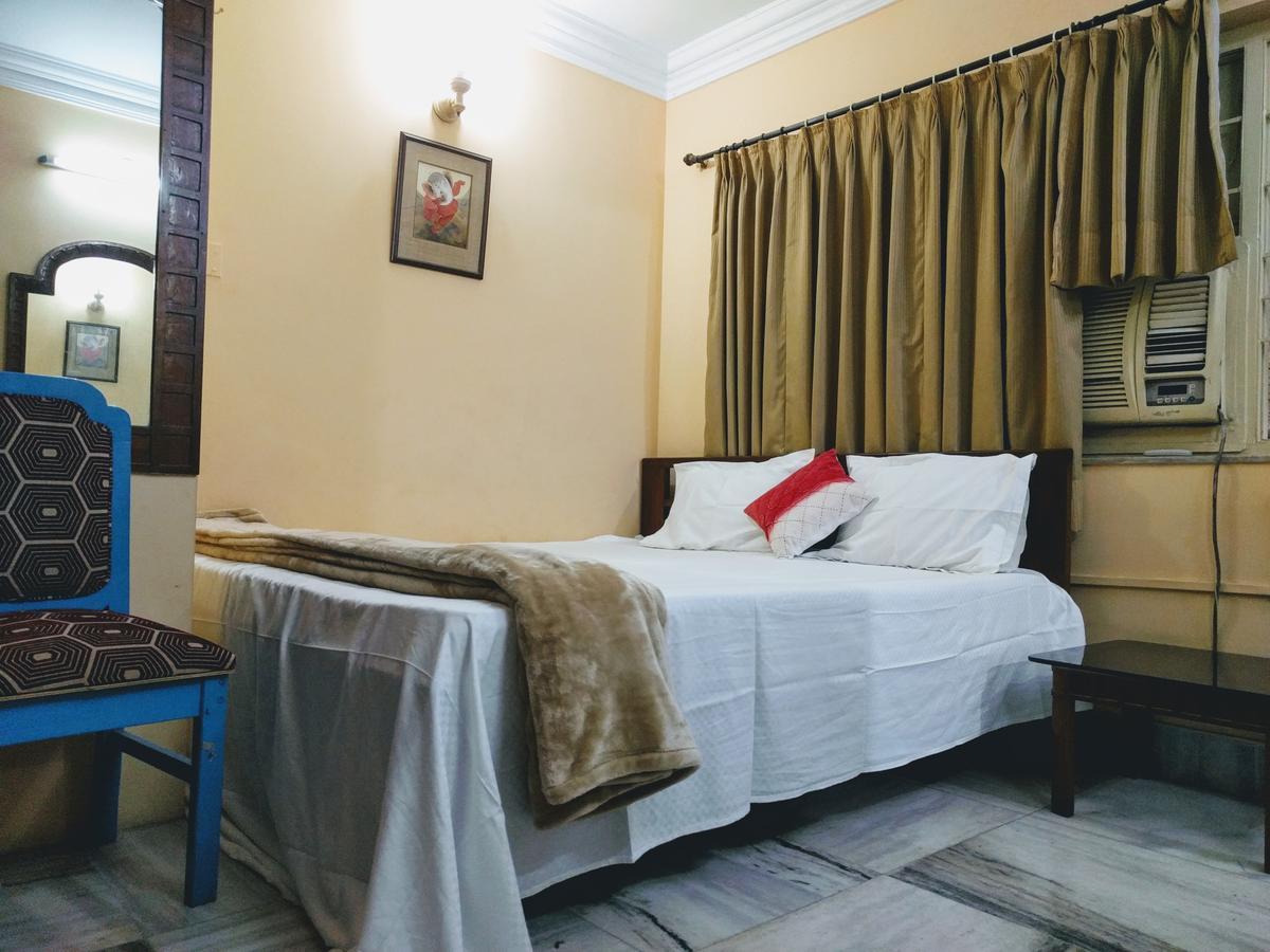 Ashray Guesthouse コルカタ エクステリア 写真